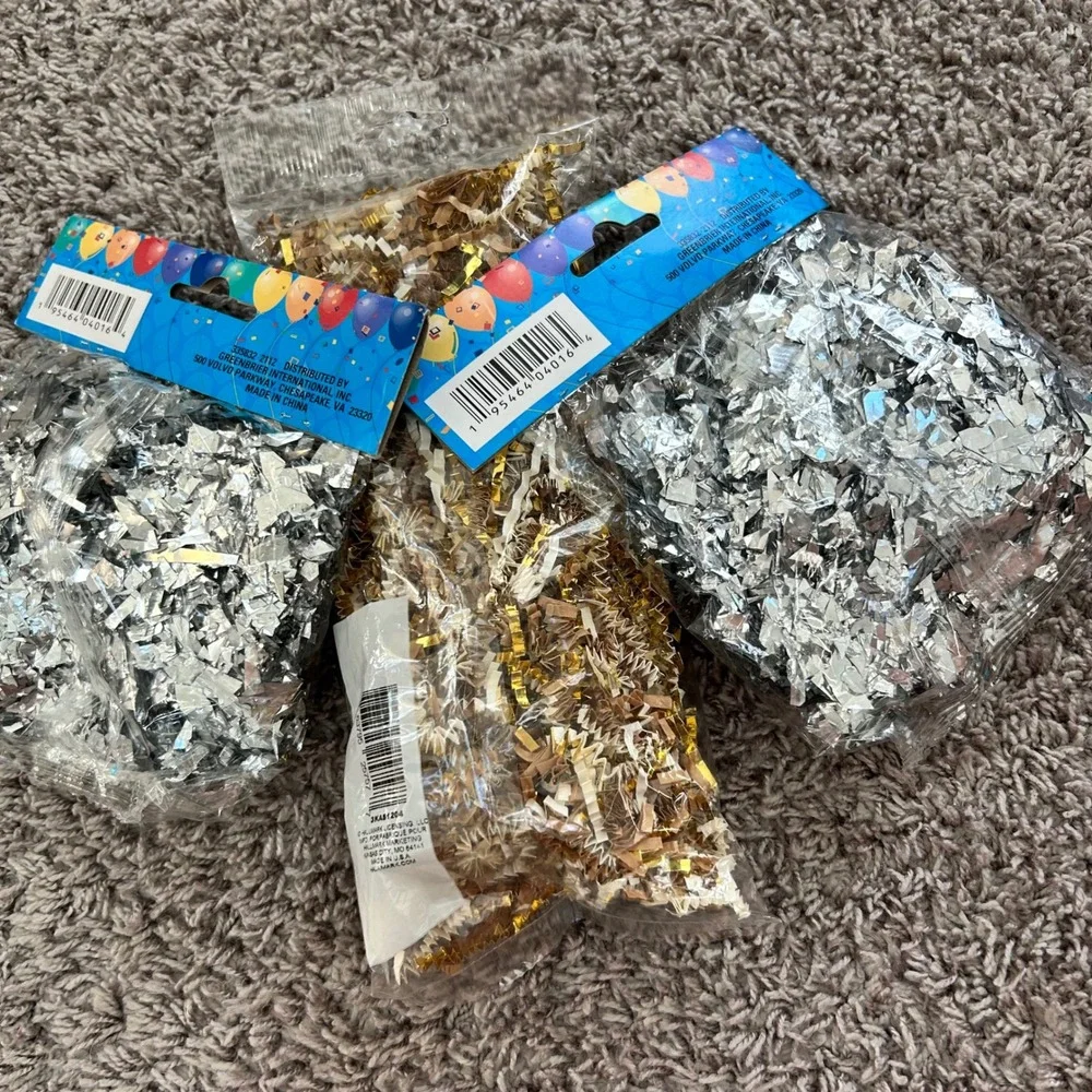 Hallmark Gold Silver Confetti Shredded‎ Paper Party Celebration Decoration
